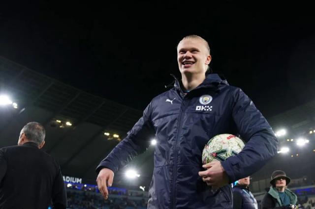 九游电子互动-【足总杯】哈兰德2场8球！曼城6比0伯恩利晋级4强