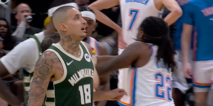 冲突！波蒂斯肘击升级一级恶犯 华莱士报复性推搡没推动吃T！