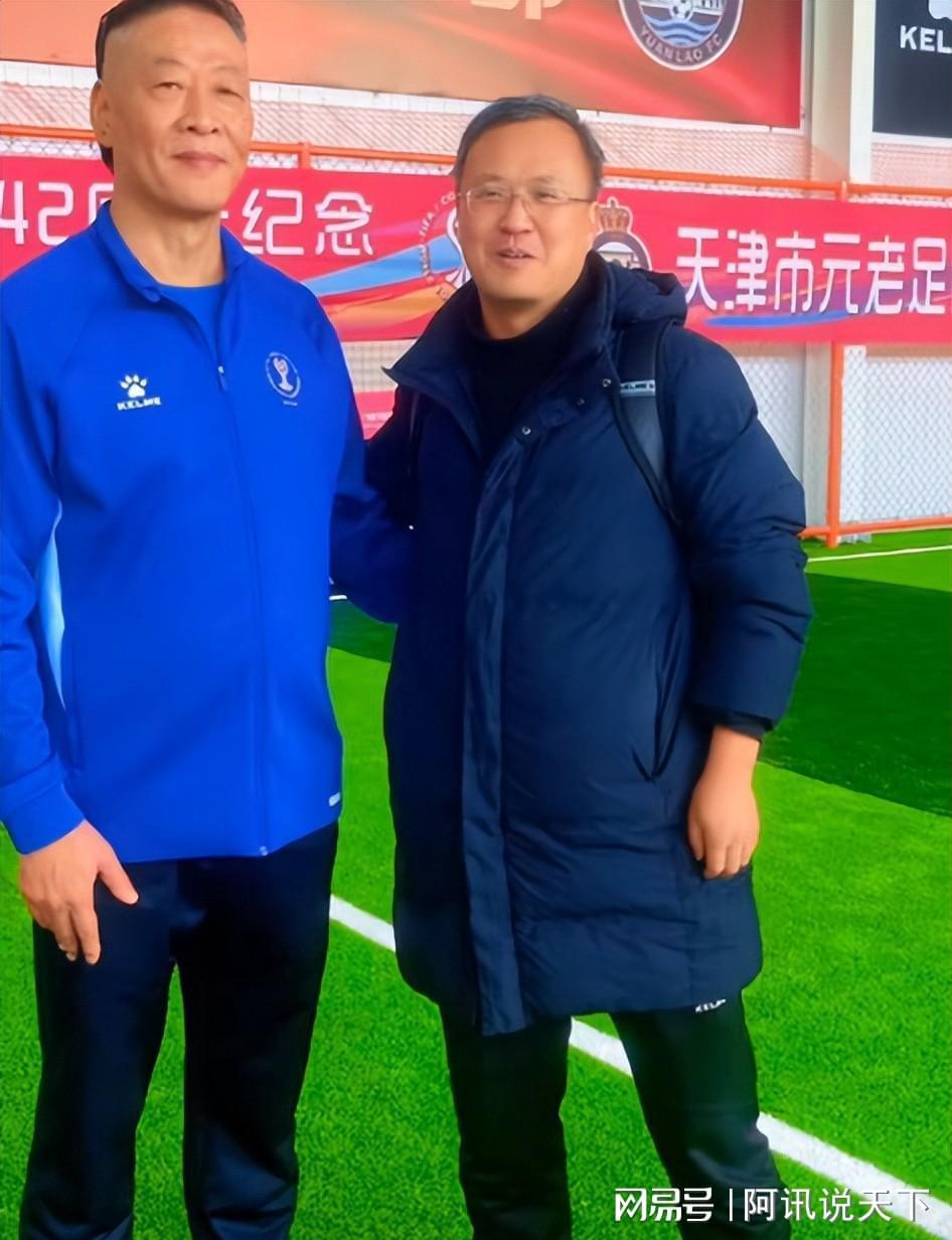 上海足球名宿,曾踢进奥运正赛,远离足坛近30年,如今身份不简单